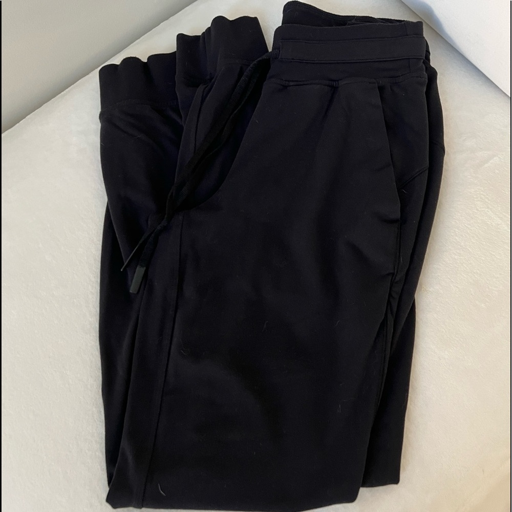 EUC Lululemon Joggers